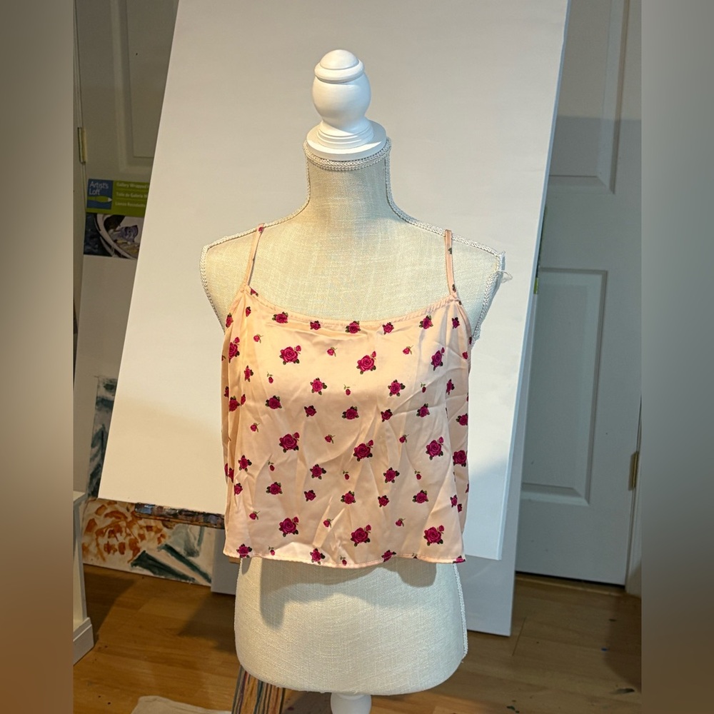 Forever 21 rose-patterned pink camisole
